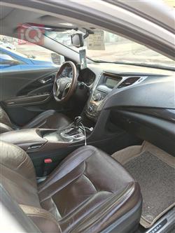 هیوندای ازێرا